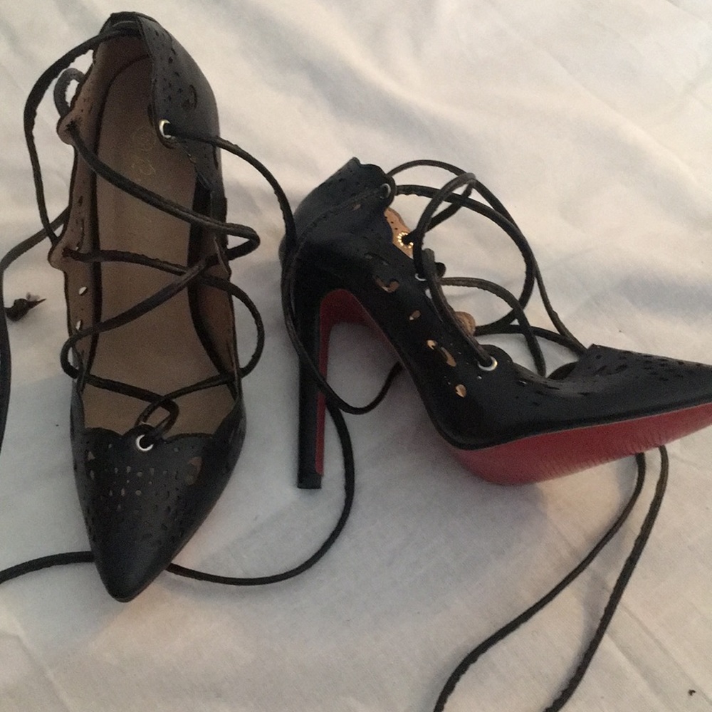 Sexy heels by Lorraine